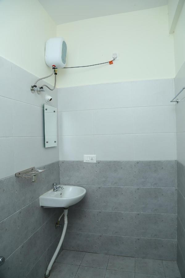 Hotel Bangalore Airport Inn, Near Kempegowda Airport, Airport Pickup & Drop Available 24X7 دافانهالي المظهر الخارجي الصورة